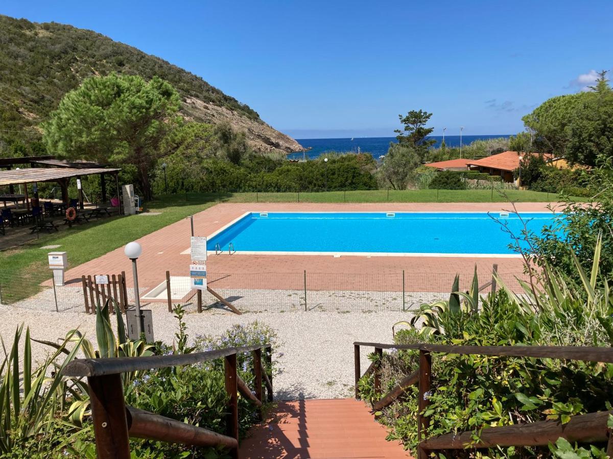 Marta'S Holidays Home Nisporto Esterno foto