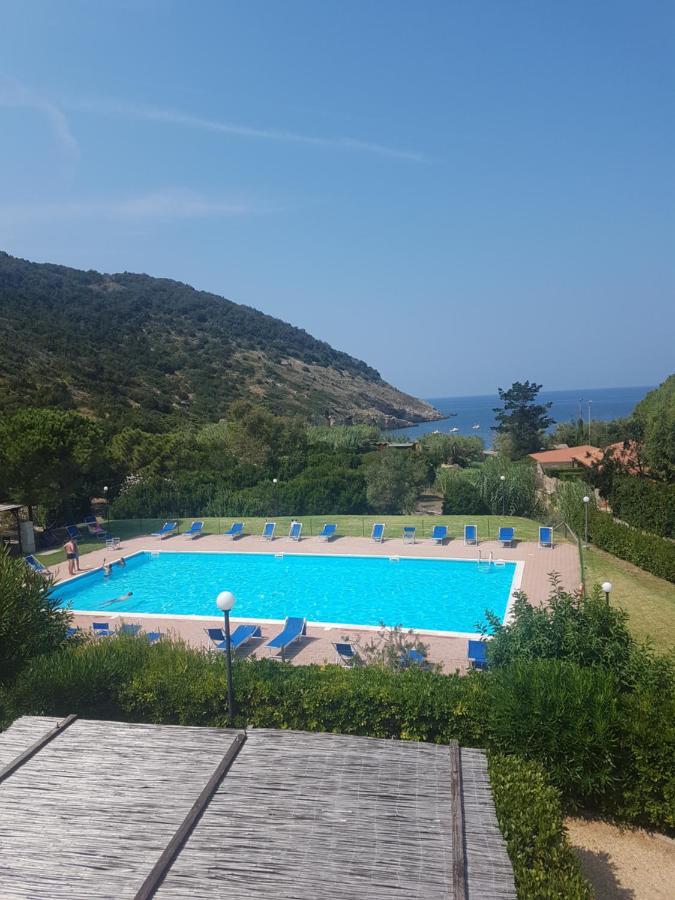 Marta'S Holidays Home Nisporto Esterno foto